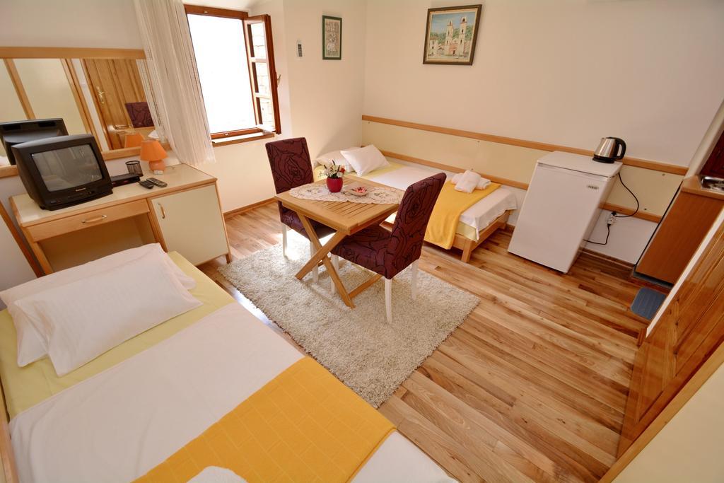 Studios Belvi Kotor Zewnętrze zdjęcie