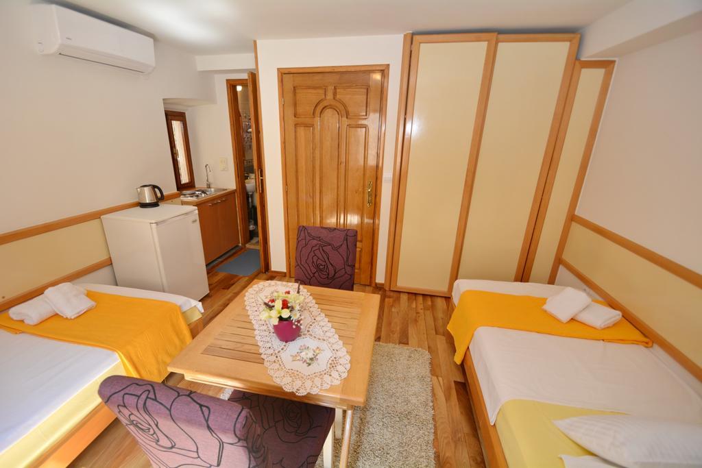 Studios Belvi Kotor Zewnętrze zdjęcie