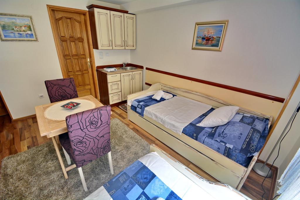 Studios Belvi Kotor Zewnętrze zdjęcie