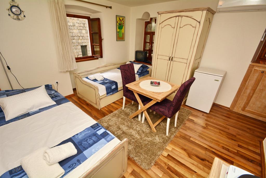 Studios Belvi Kotor Zewnętrze zdjęcie